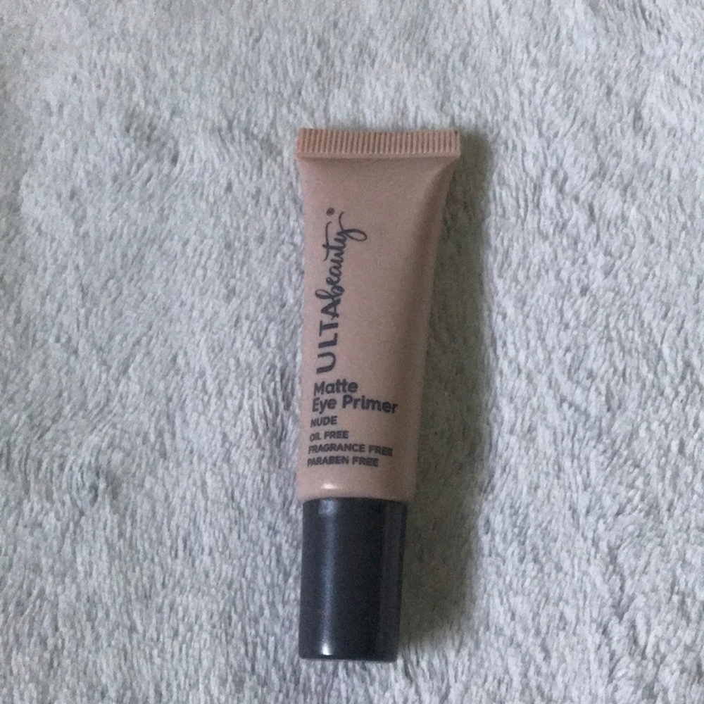 Matte eye primer